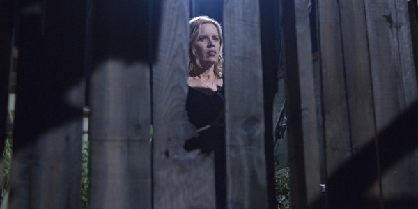 Kim Dickens as Madison - Fear The Walking Dead _ Season 1, Episode 3 - Photo Credit: Justina Mintz/AMC