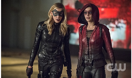 Arrow -- "Lost Souls" -- Image AR406B_0301b.jpg -- Pictured (L-R): Katie Cassidy as Laurel Lance and Willa Holland as Thea Queen -- Photo: Cate Cameron/ The CW -- © 2015 The CW Network, LLC. All Rights Reserved.