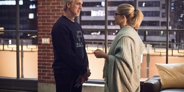 arrow-image-lost-in-the-flood-tom-amandes-emily-bett-rickards-600x401